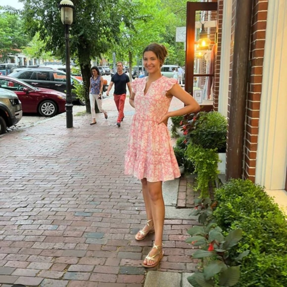 Erica Wilson Nantucket - Picture 1 of 3